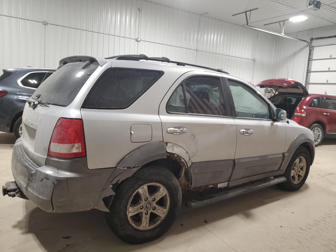 2005 Kia Sorento - Image 3