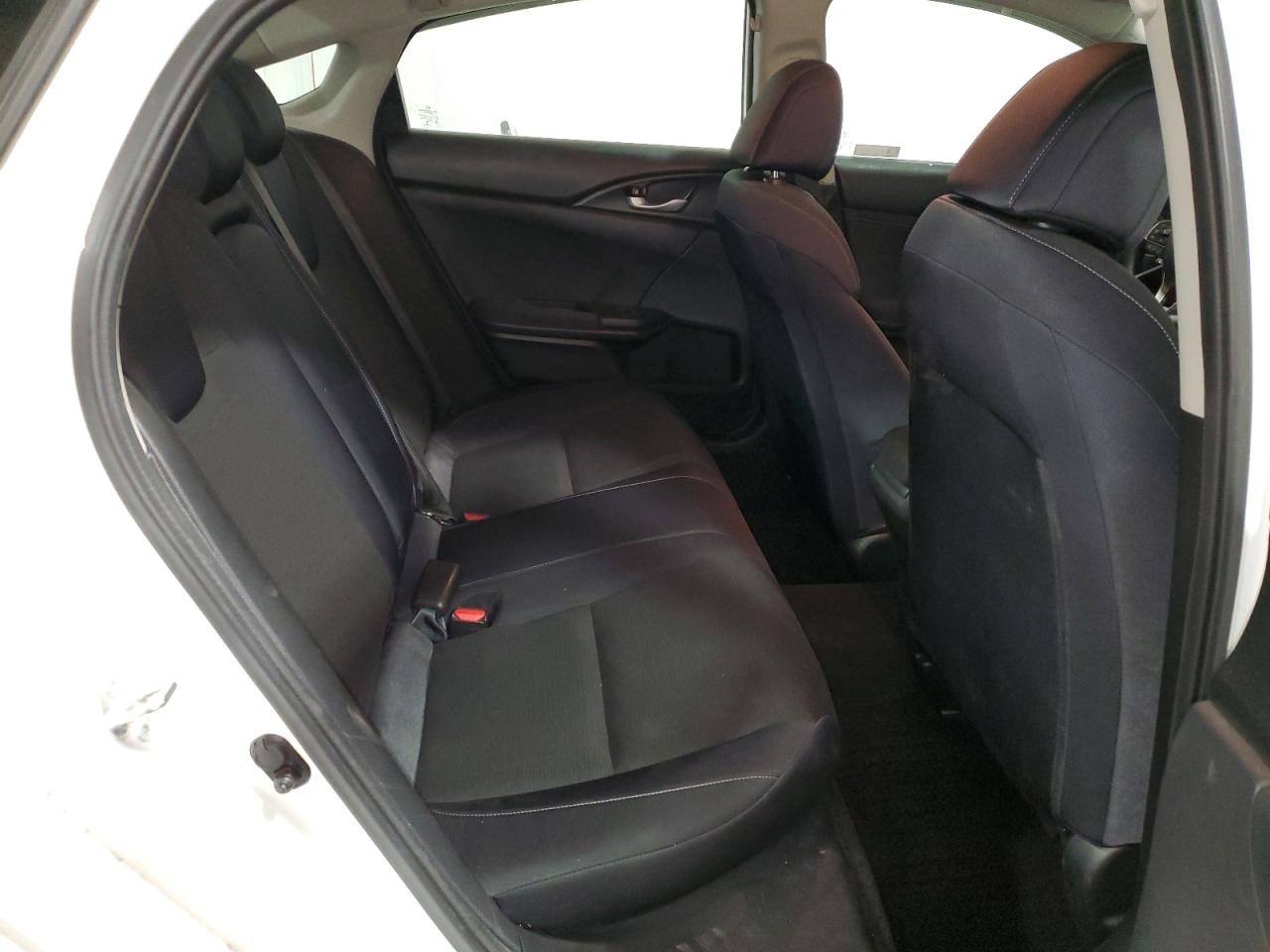 2019 Honda Insight - Image 10