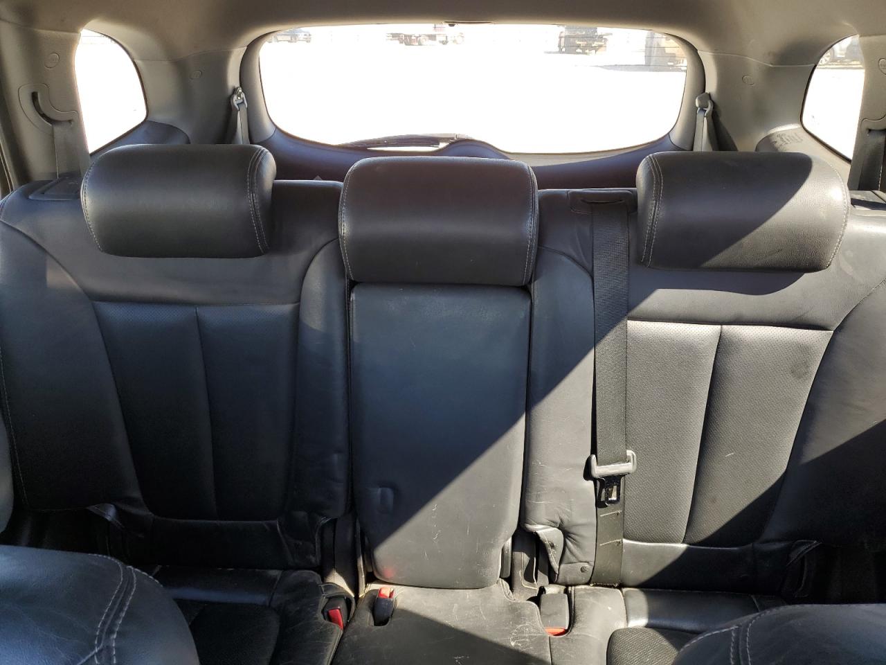 2009 Hyundai Santa Fe - Image 10
