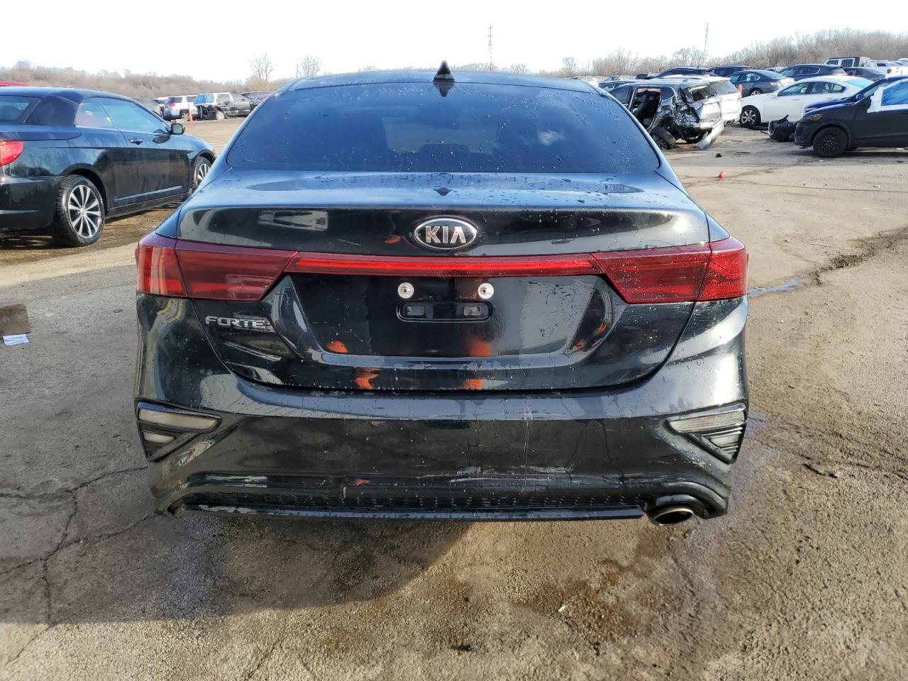 2021 Kia Forte - Image 6