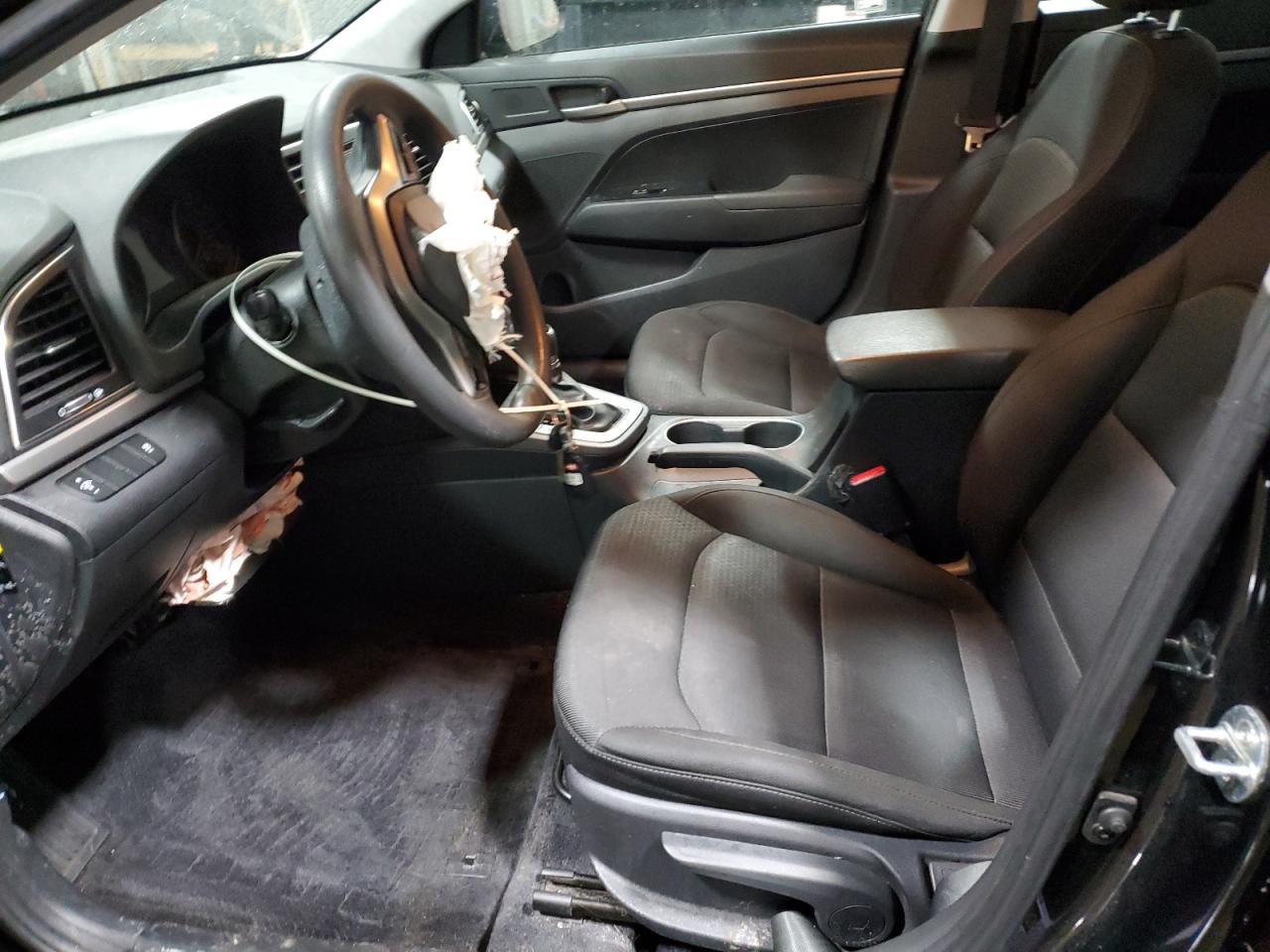 2018 Hyundai Elantra - Image 7