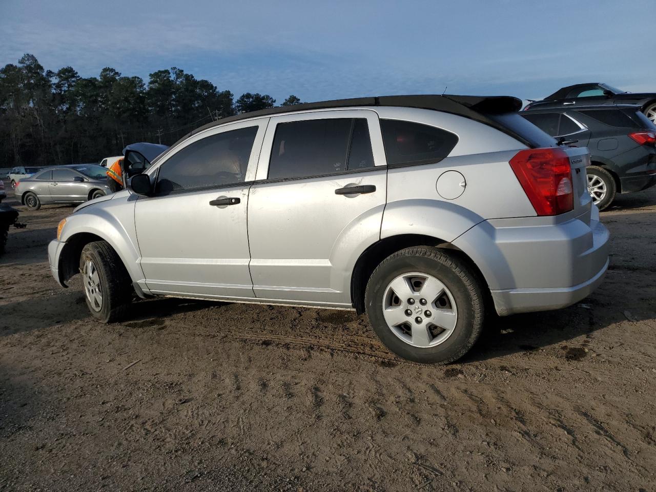 2008 Dodge Caliber - Image 2