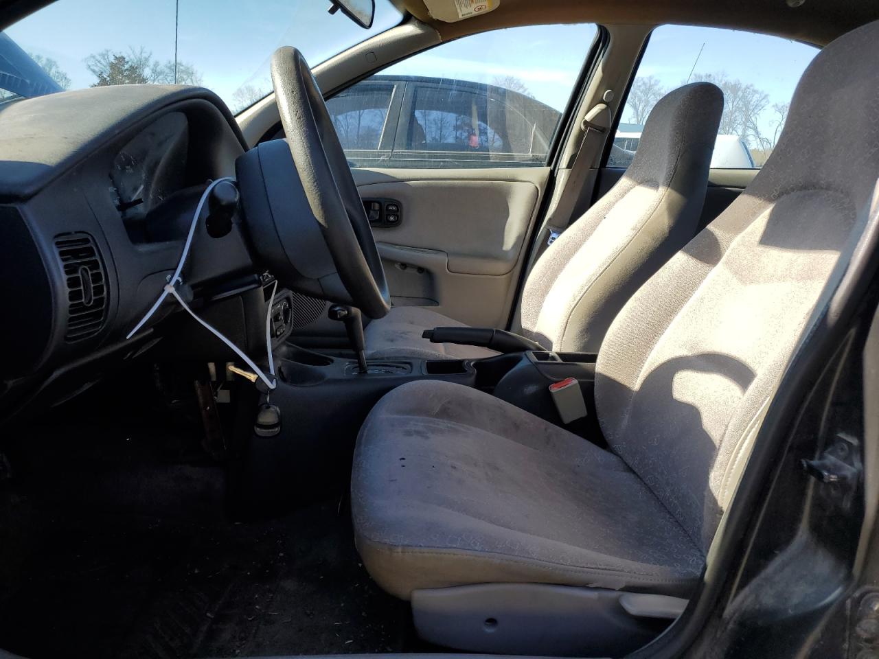 2002 Saturn SL - Image 7
