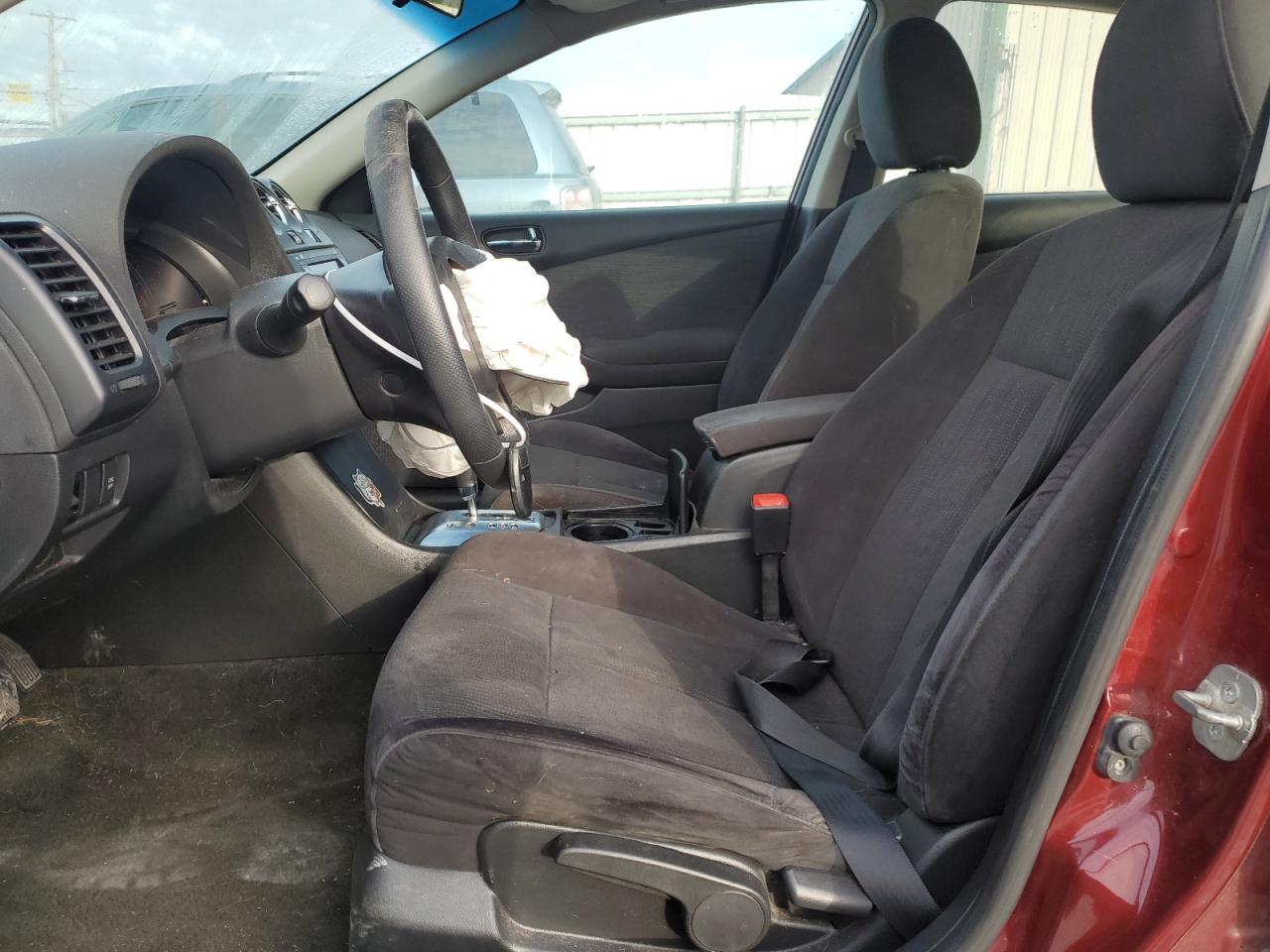 2010 Nissan Altima - Image 7