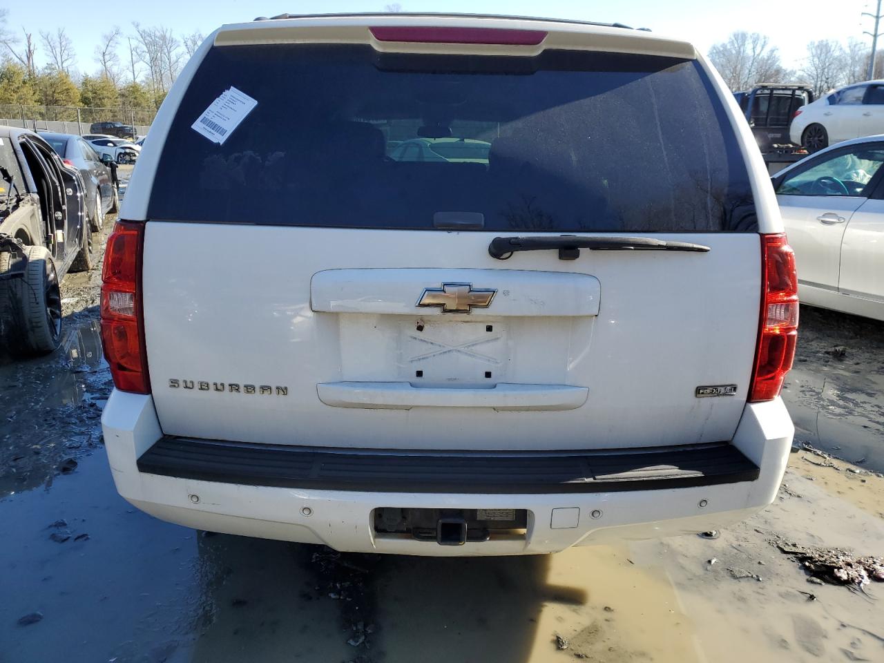 2009 Chevrolet Suburban - Image 6