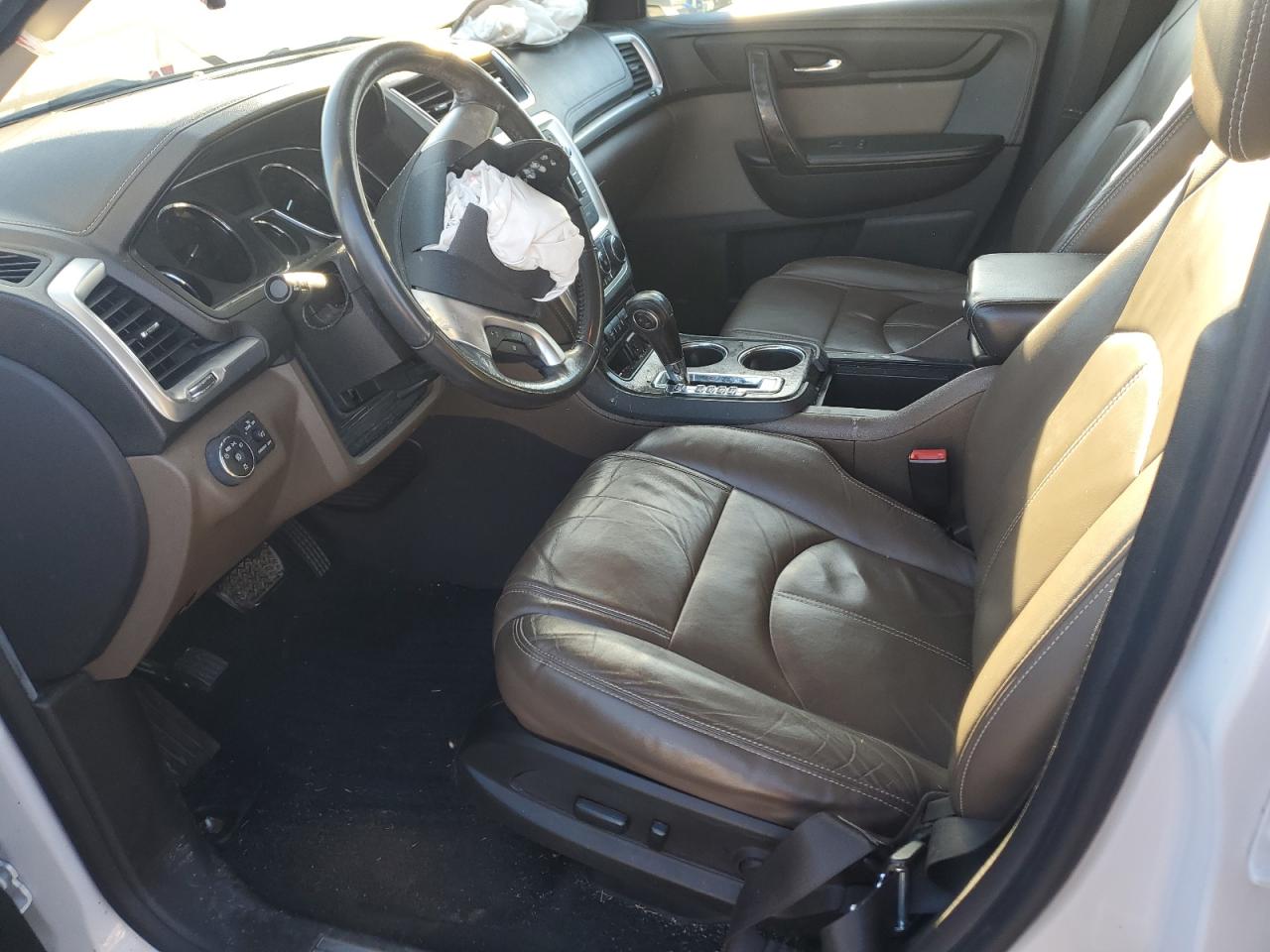 2016 GMC Acadia - Image 7
