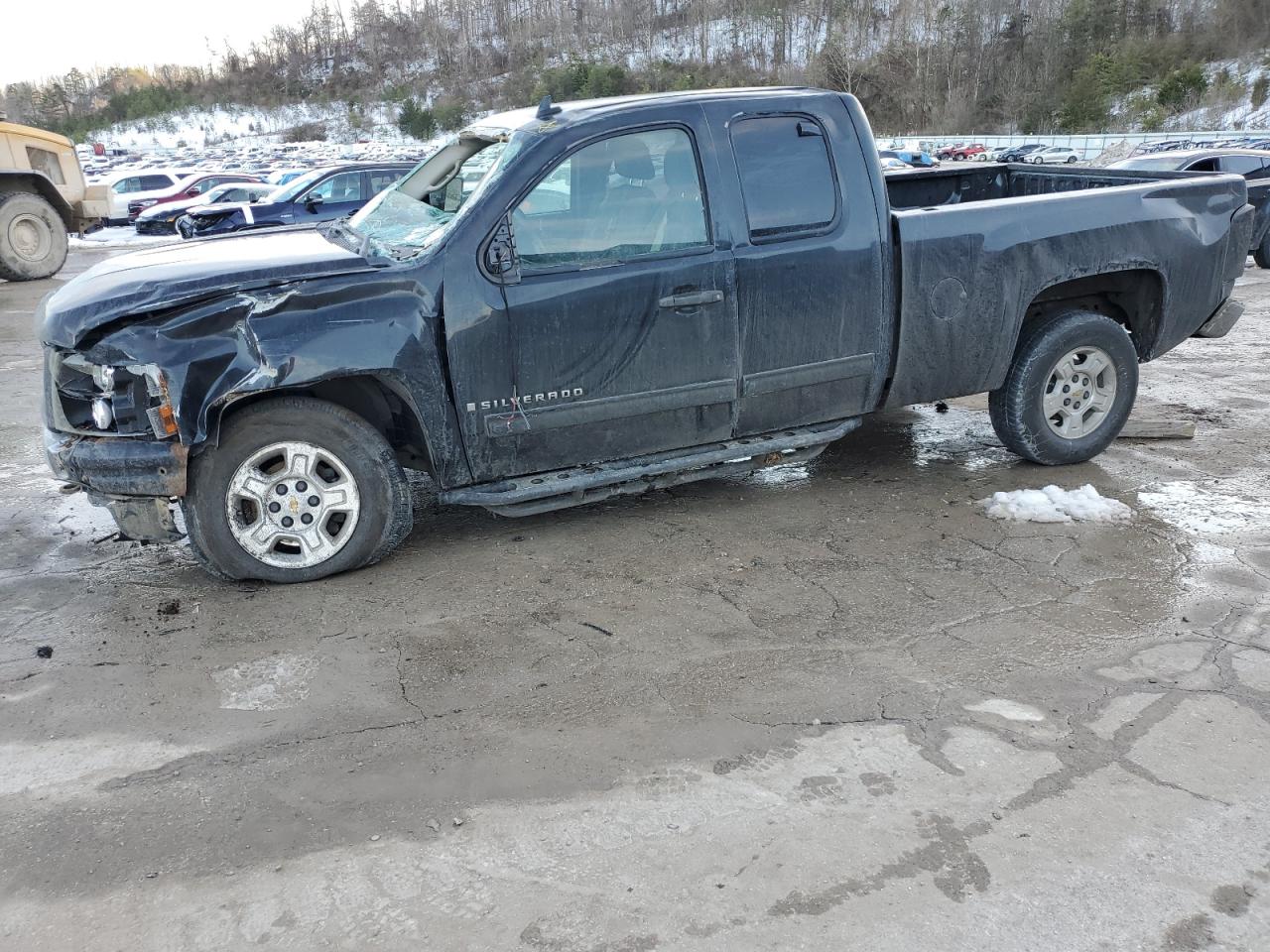 2009 Chevrolet Silverado - Image 1