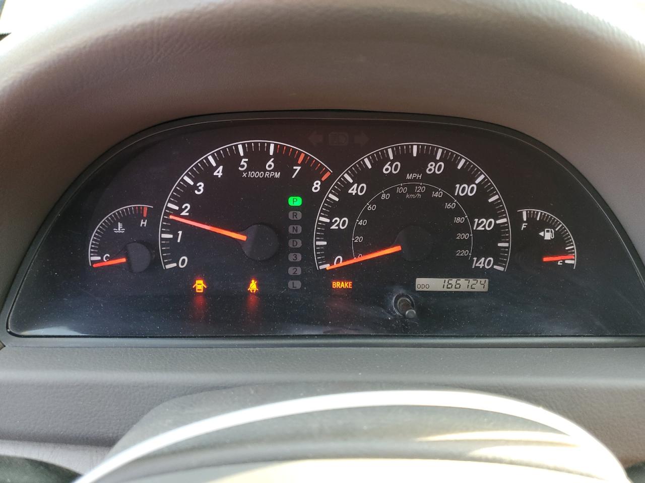 2005 Toyota Camry - Image 9