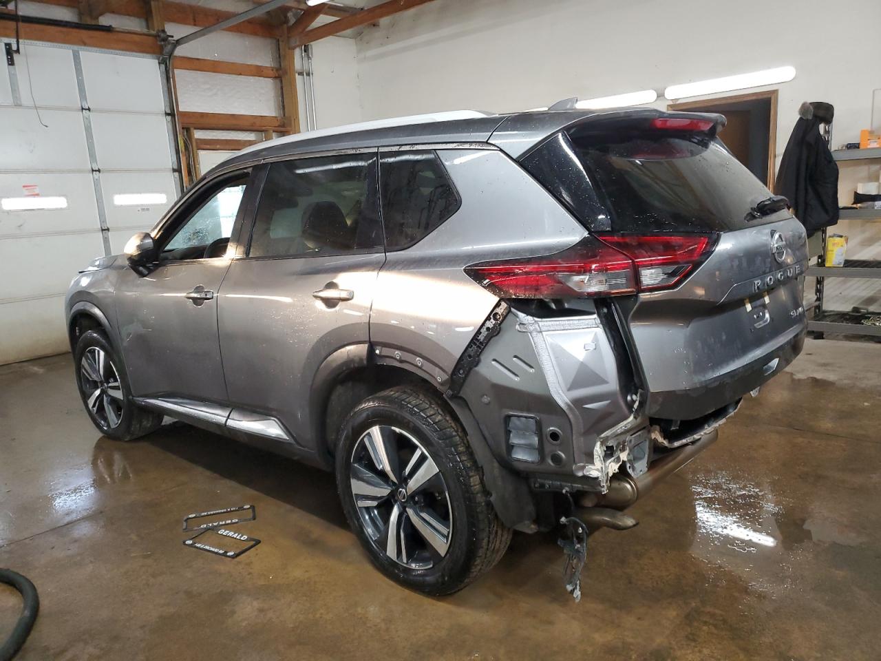 2021 Nissan Rogue - Image 2