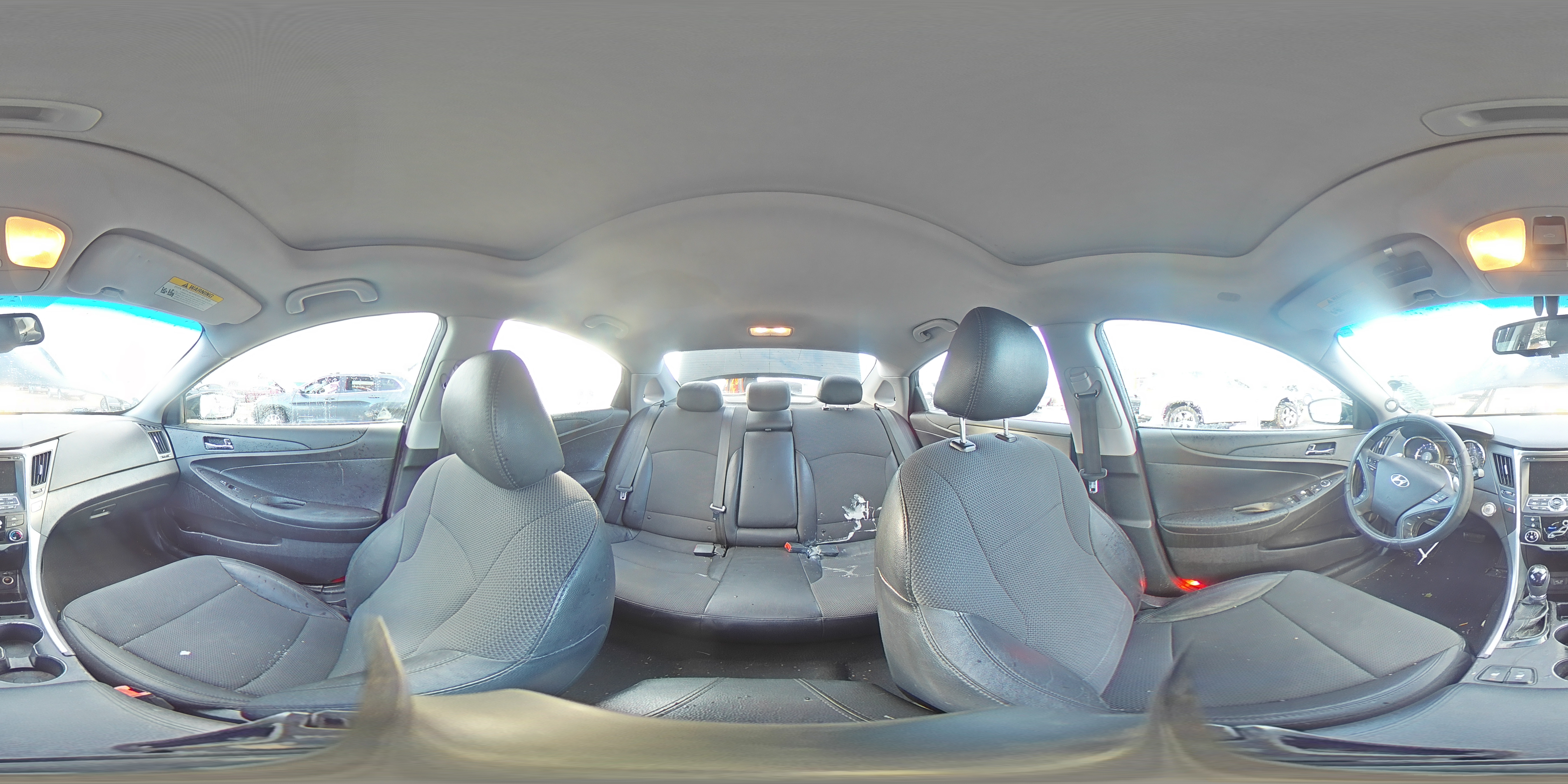 2013 Hyundai Sonata - Image 13