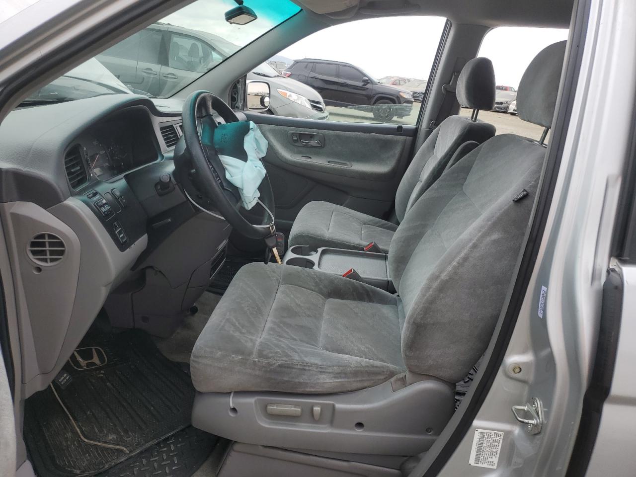 2004 Honda Odyssey - Image 7