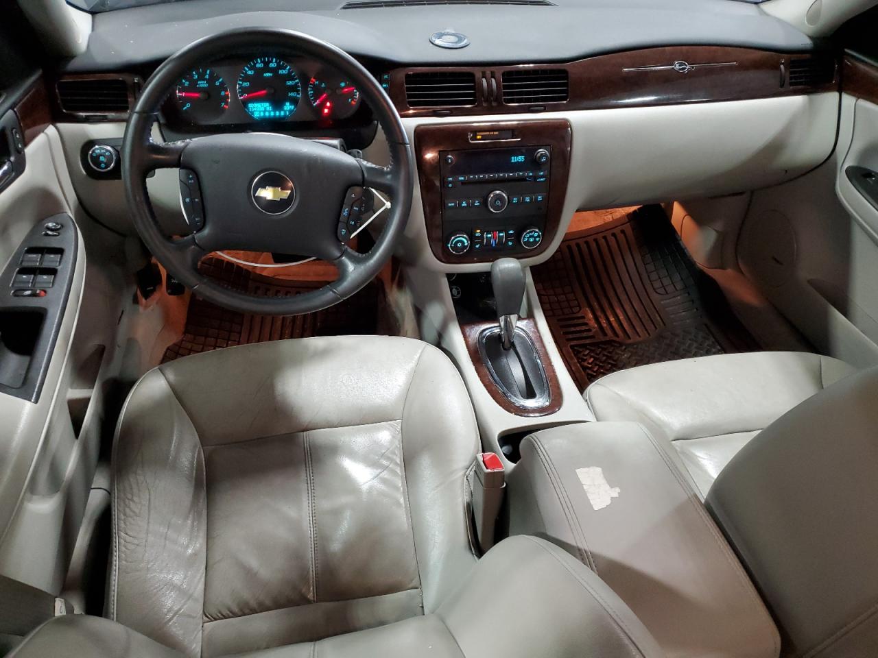 2010 Chevrolet Impala - Image 8
