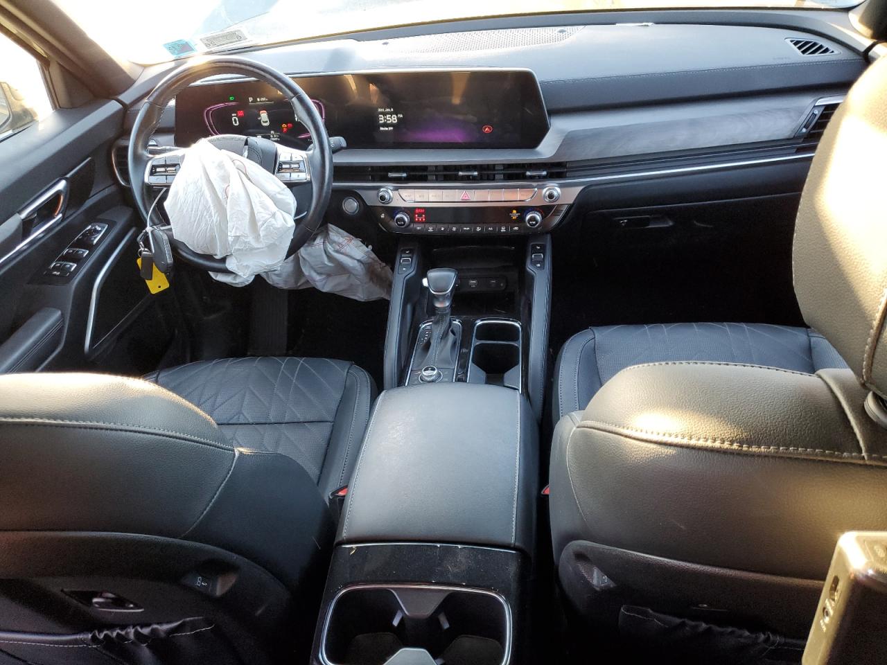 2023 Kia Telluride - Image 8