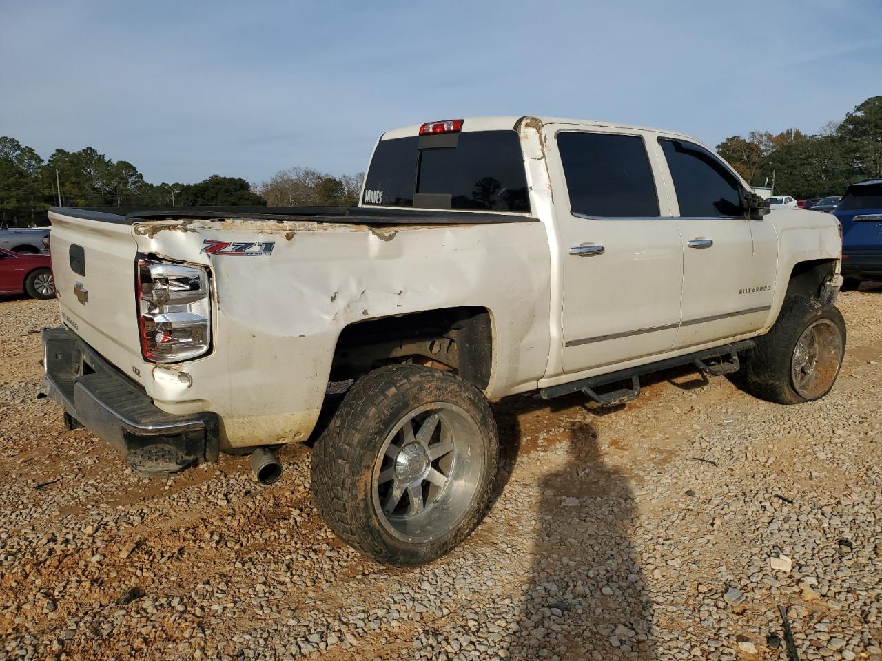 2015 Chevrolet Silverado - Image 3