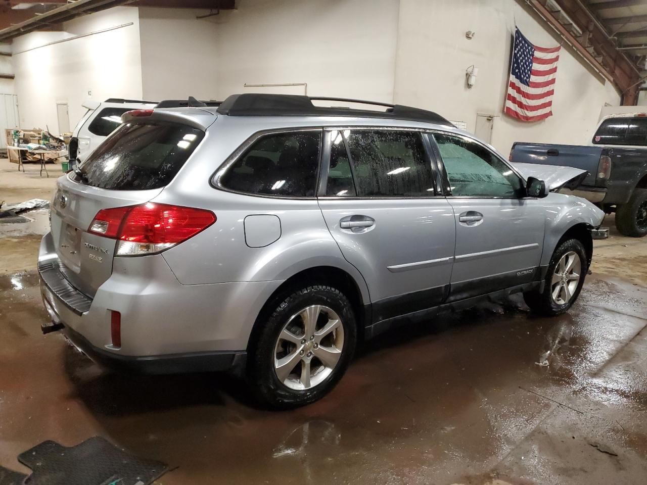 2013 Subaru Outback - Image 3