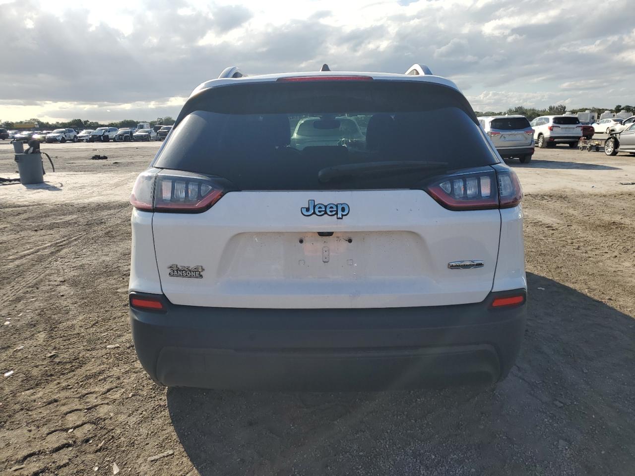 2019 Jeep Grand Cherokee - Image 6
