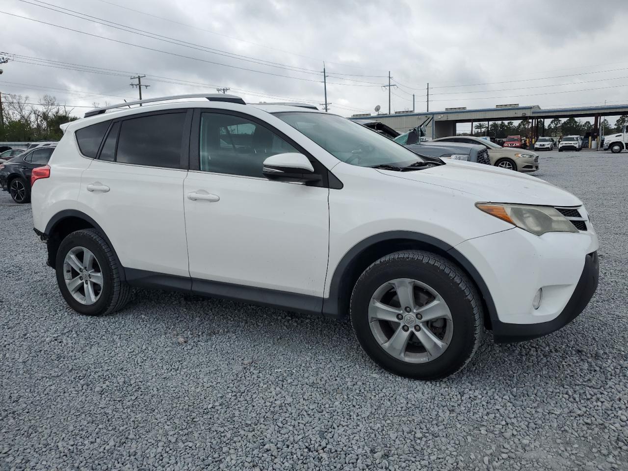 2014 Toyota RAV 4 - Image 4