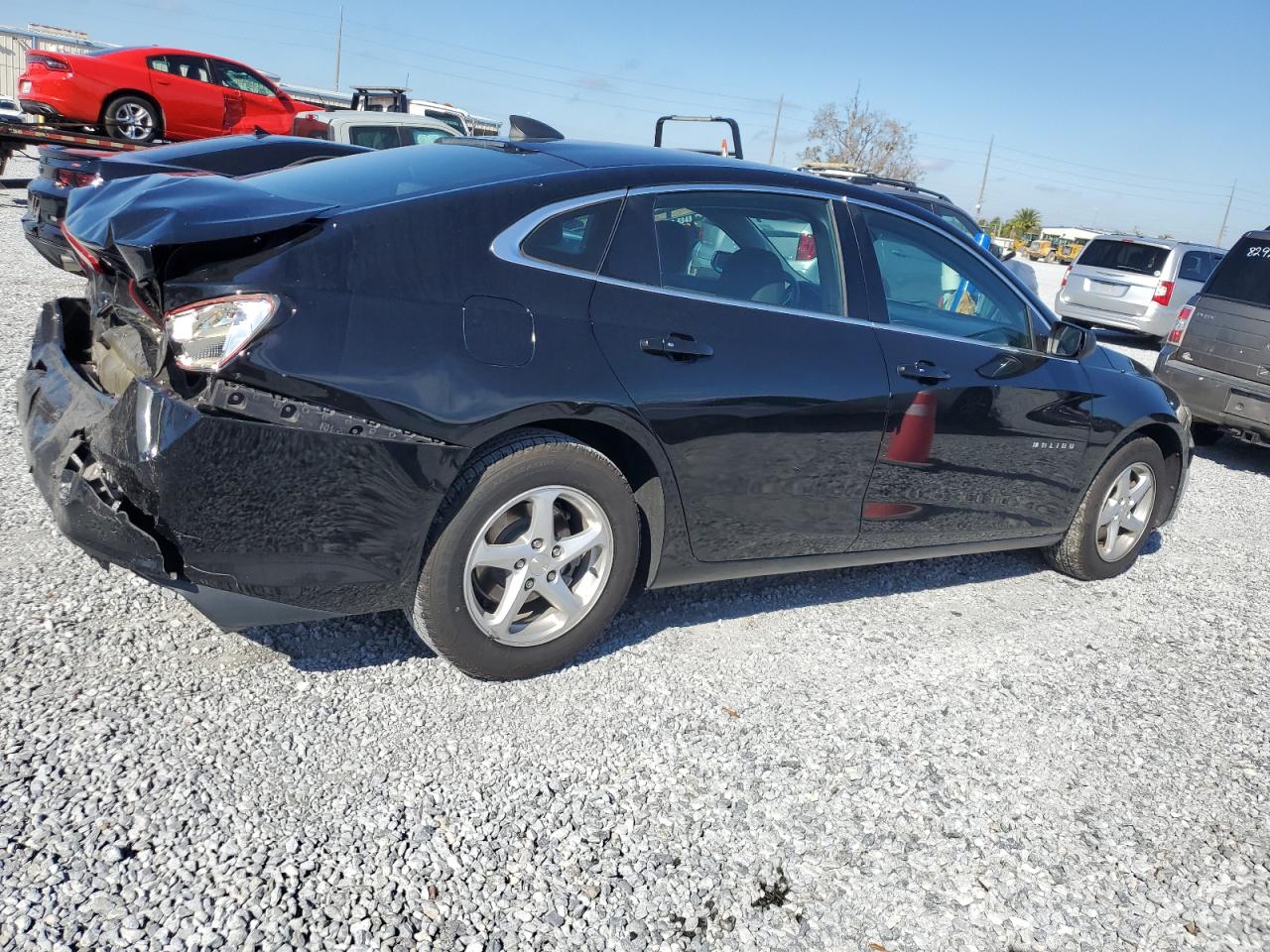 2018 Chevrolet Malibu - Image 3