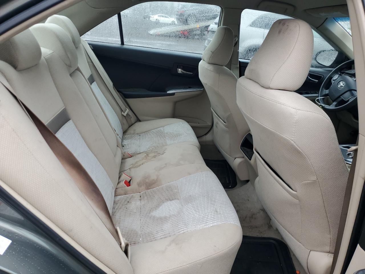 2012 Toyota Camry - Image 10