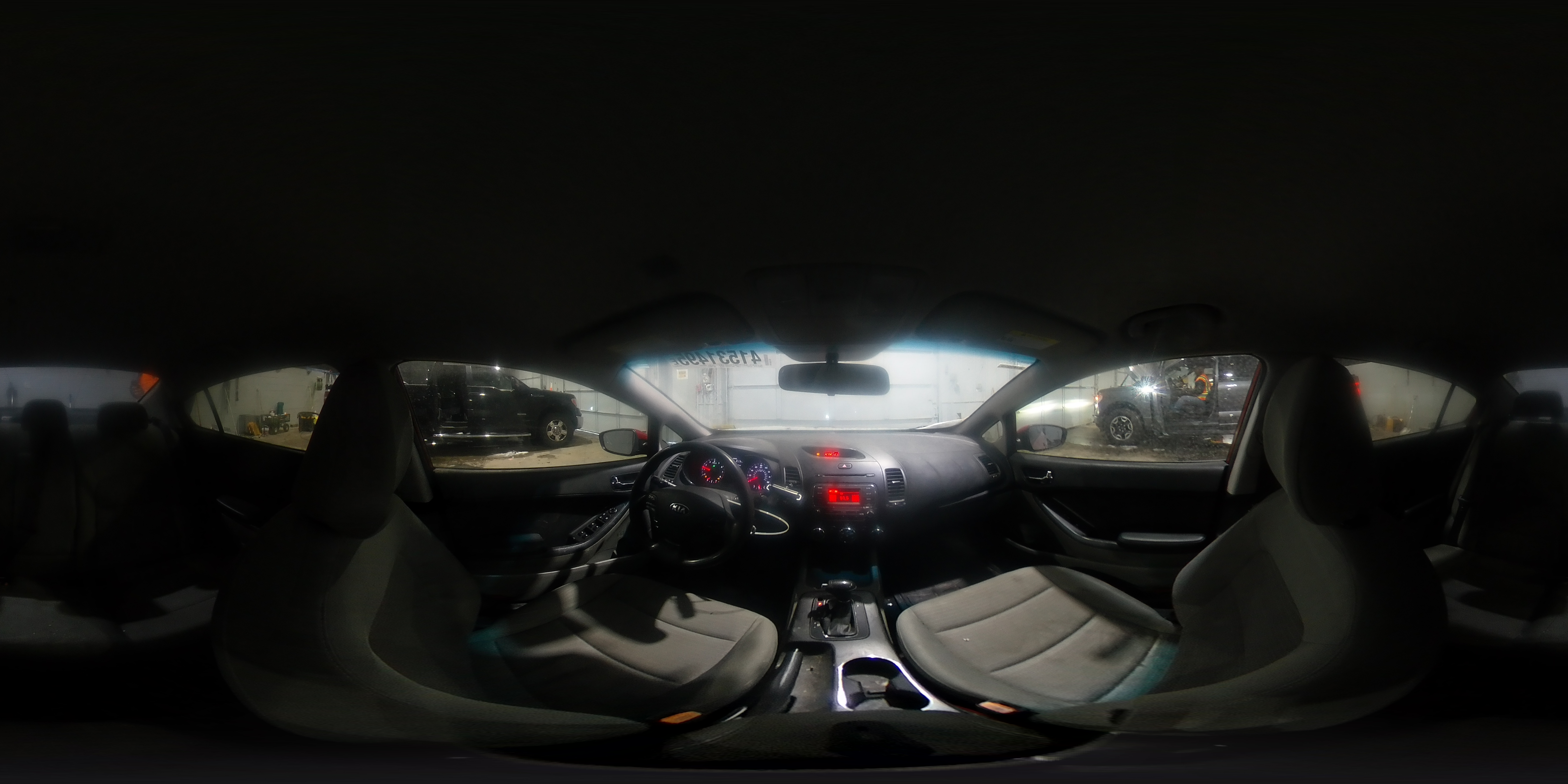 2016 Kia Forte - Image 12