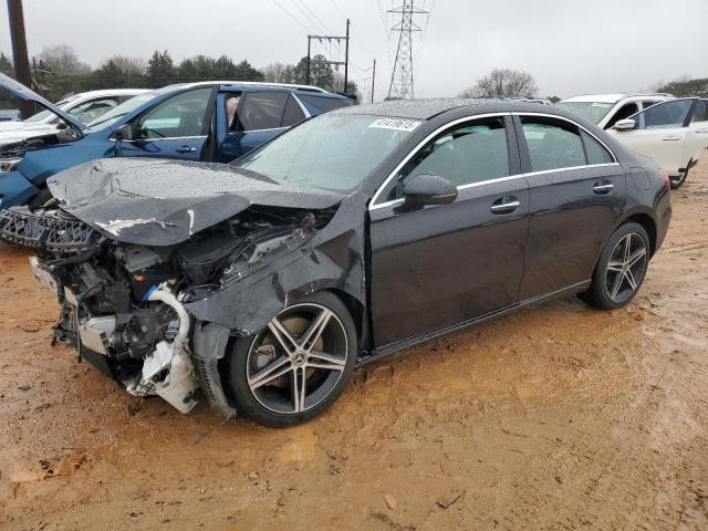 2019 Mercedes-Benz A 220