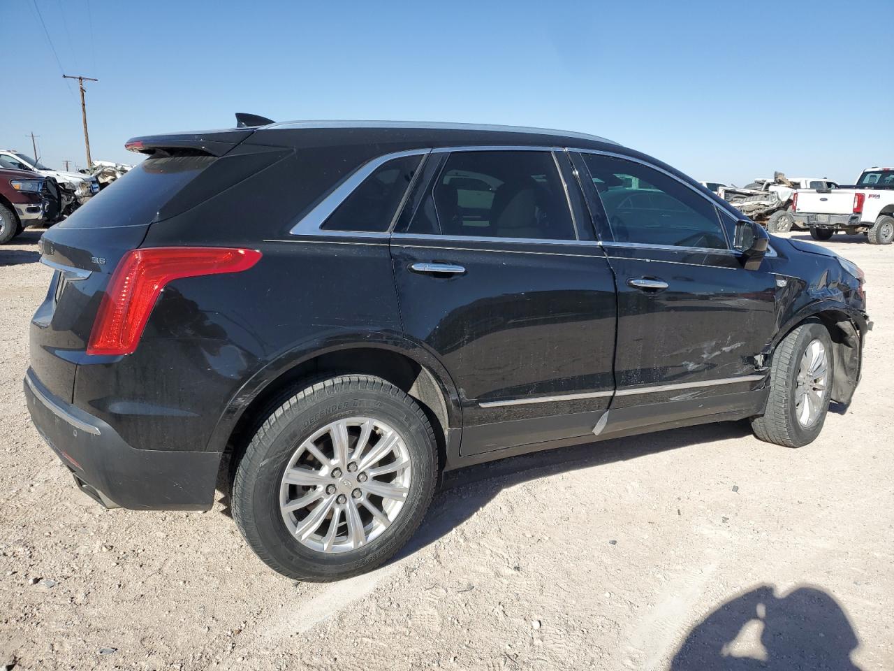 2017 Cadillac XT5 - Image 3