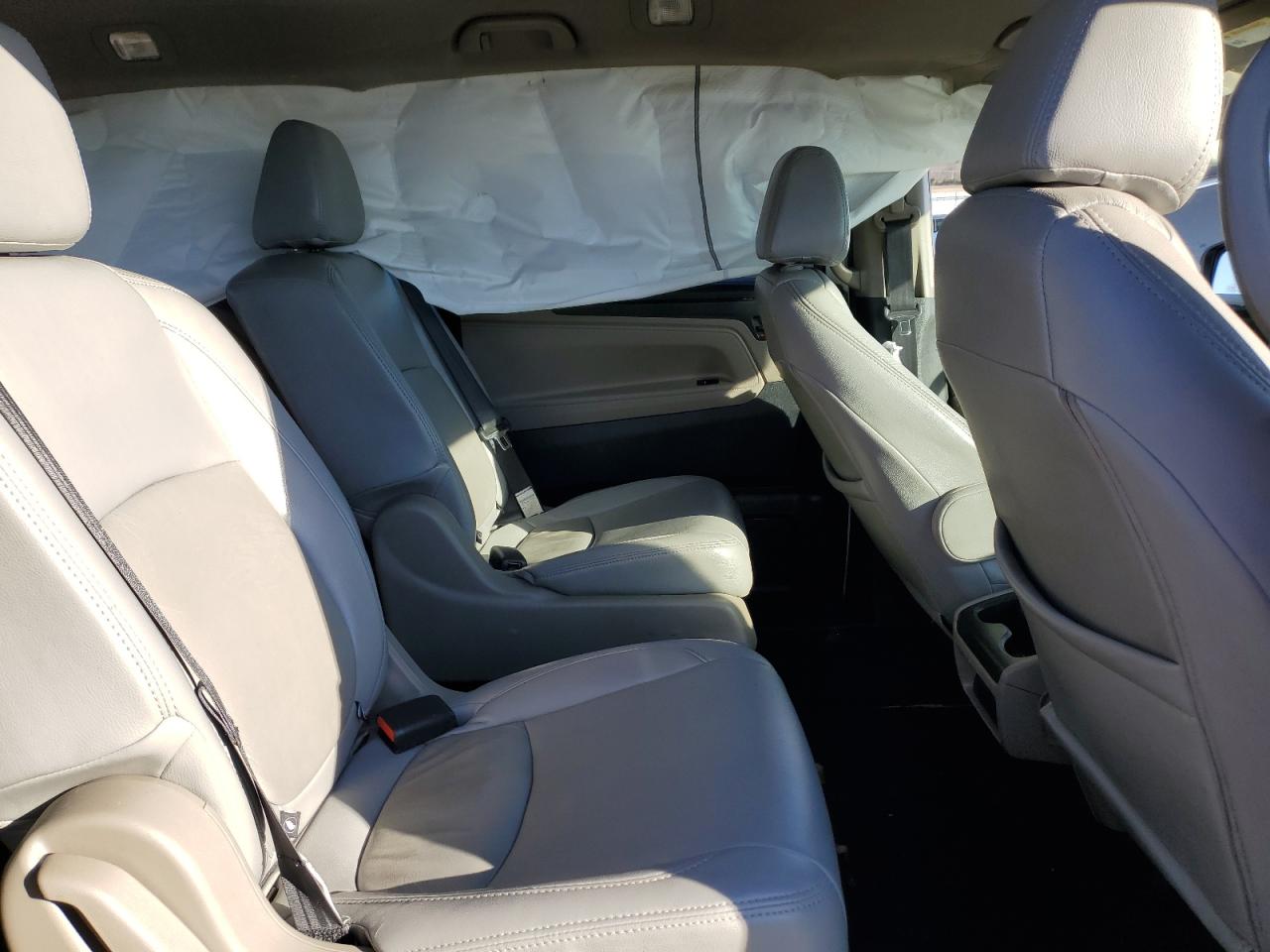2021 Honda Odyssey - Image 12