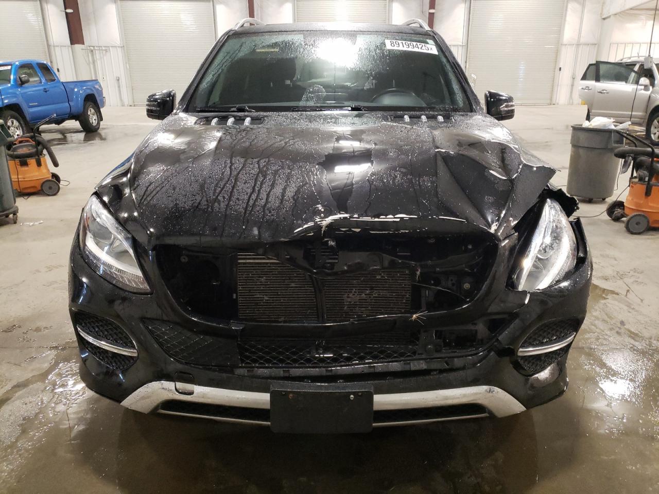 2016 Mercedes-Benz GLE - Image 5
