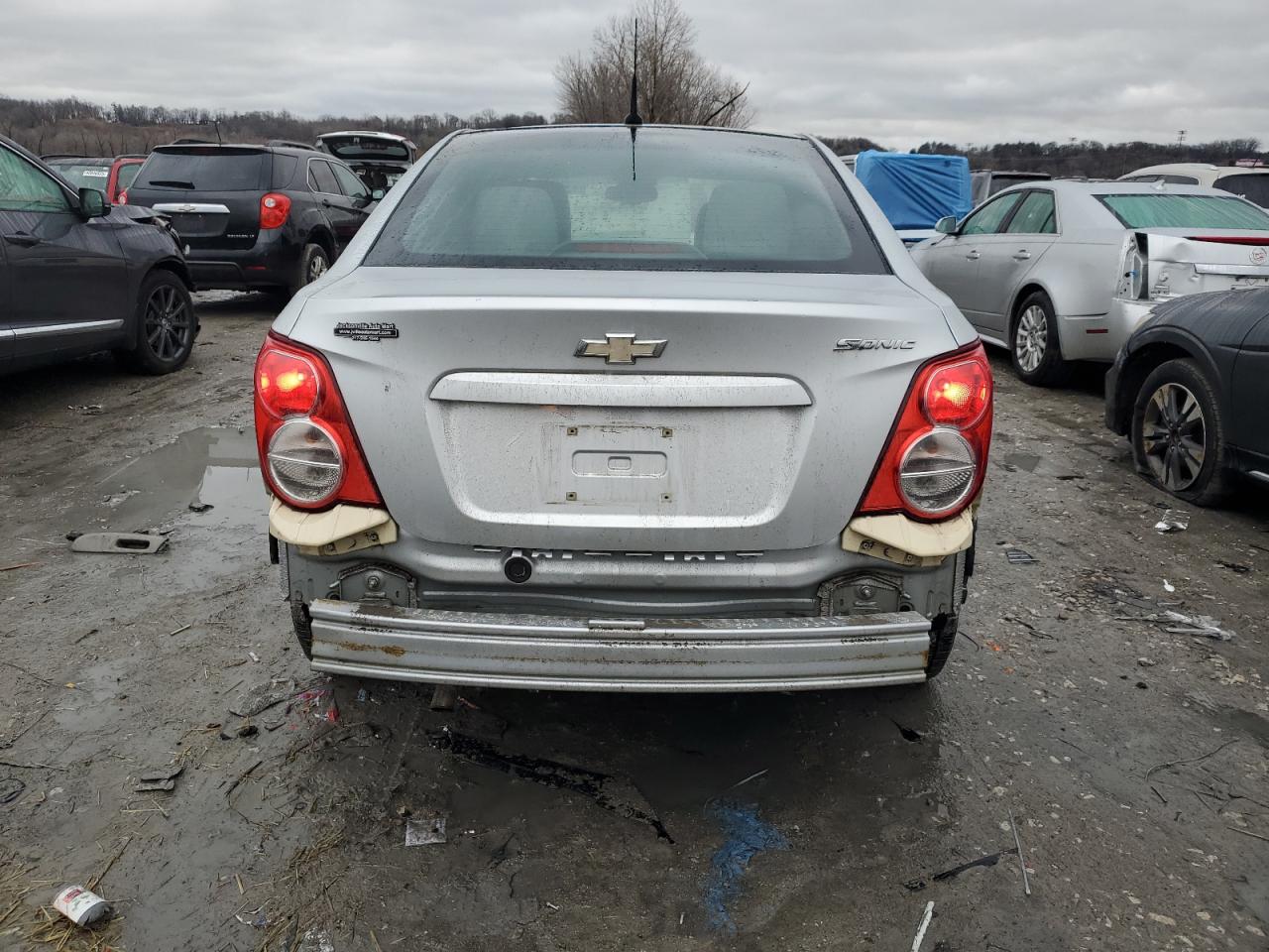 2012 Chevrolet Sonic - Image 6