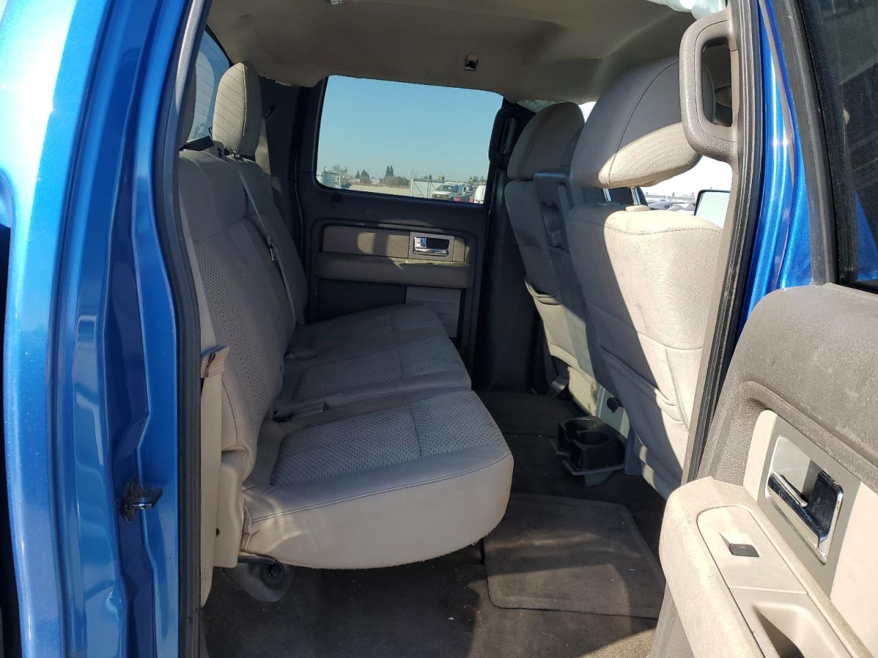 2010 Ford F-150 - Image 10