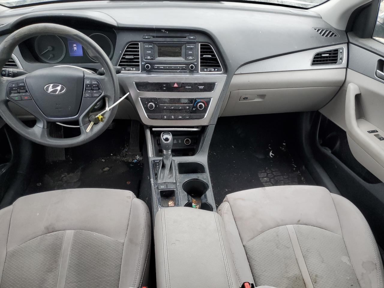 2017 Hyundai Sonata - Image 8