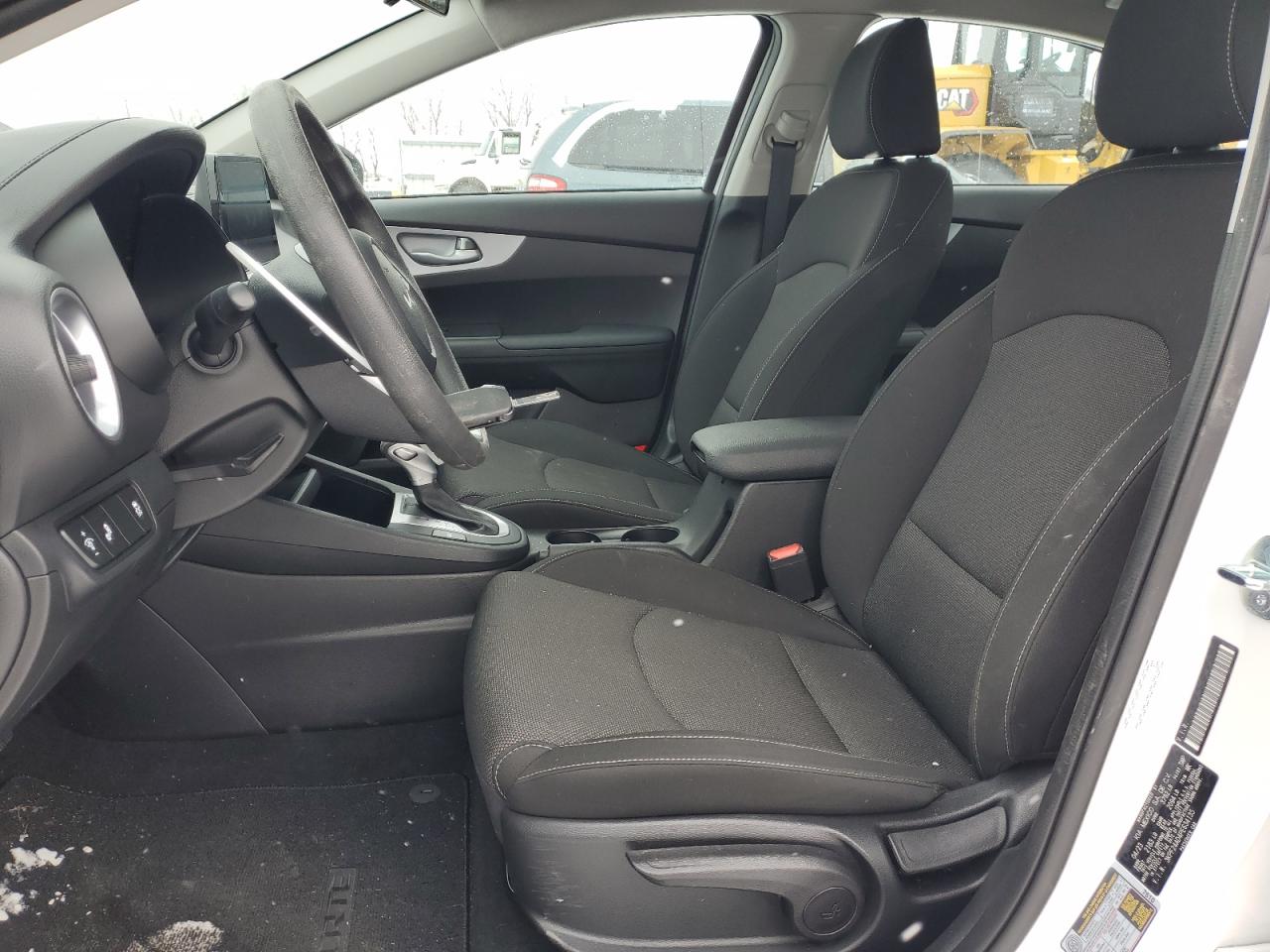 2023 Kia Forte - Image 7