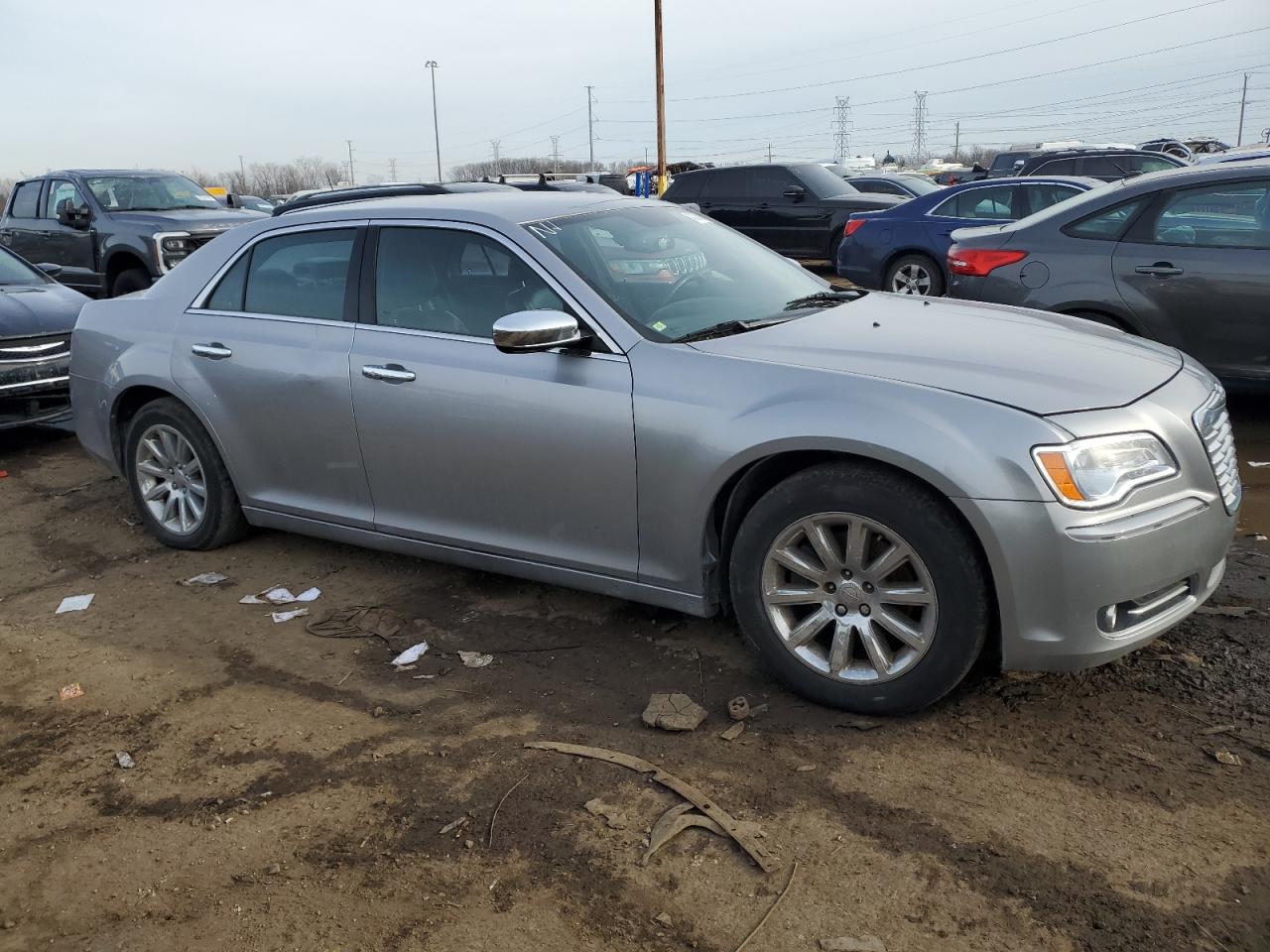 2011 Chrysler 300 - Image 4