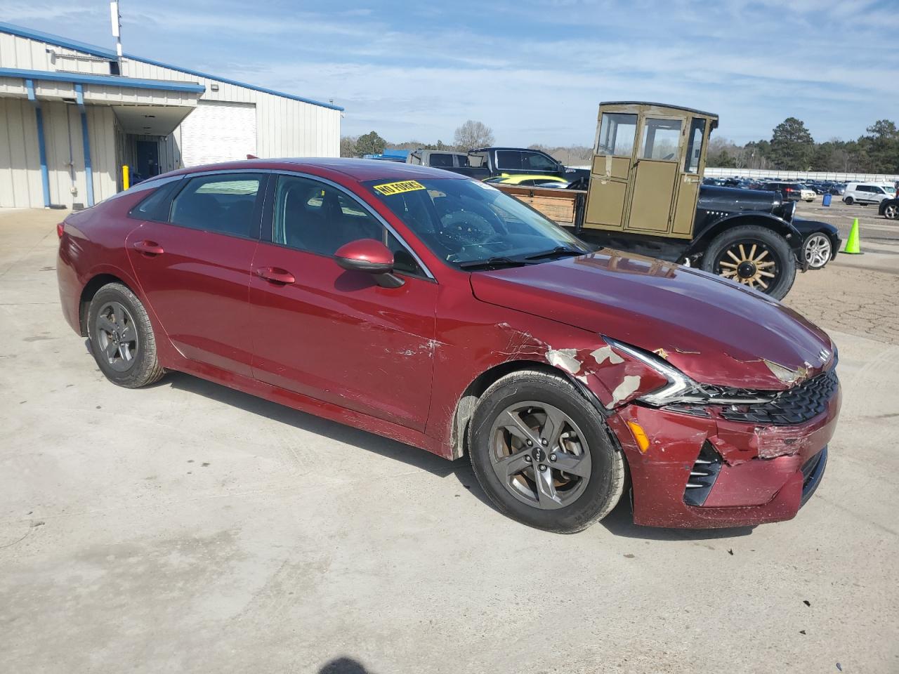 2022 Kia K5 - Image 4