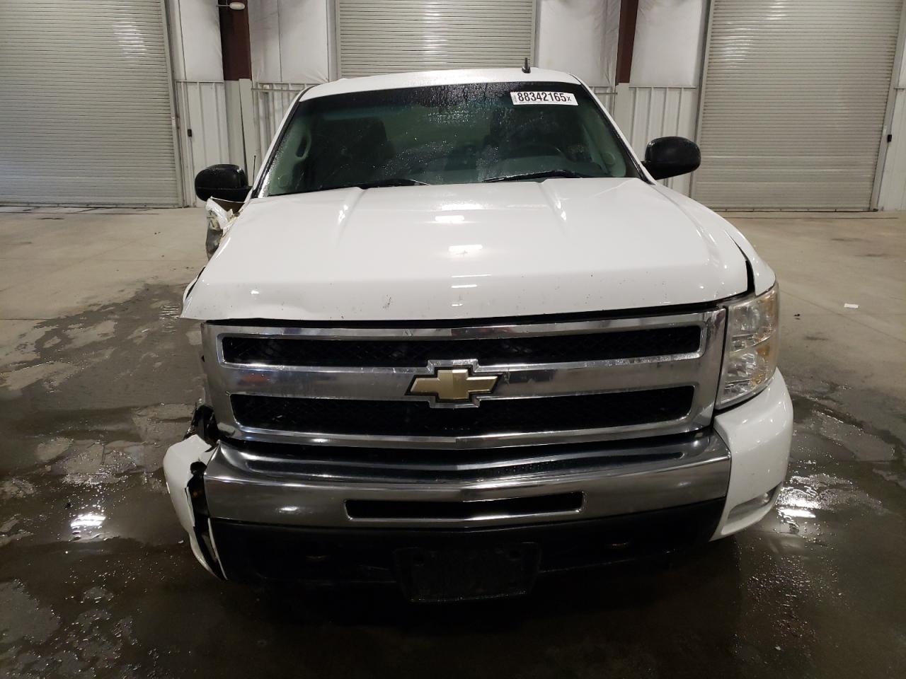 2009 Chevrolet Silverado - Image 5
