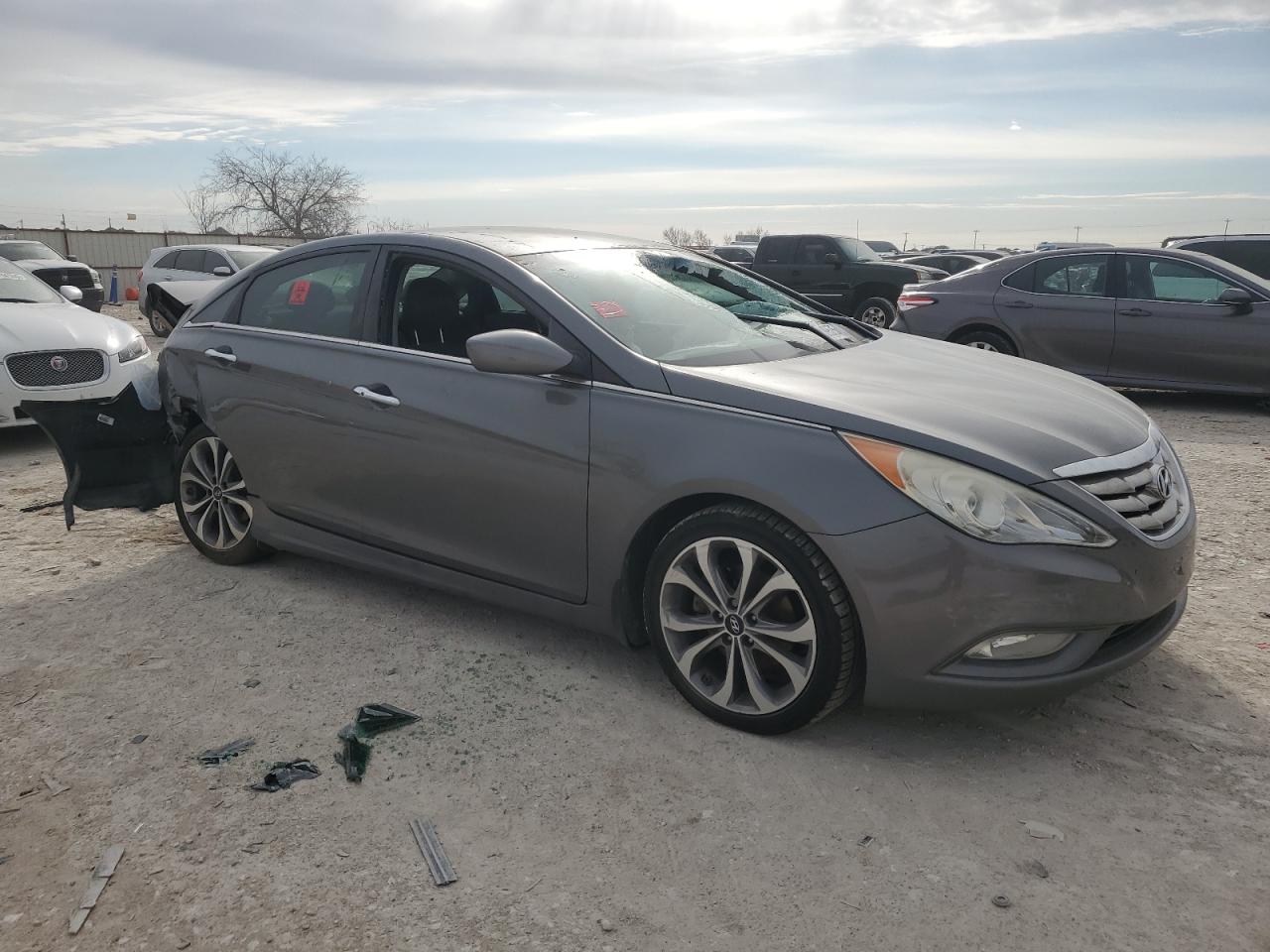 2013 Hyundai Sonata - Image 4