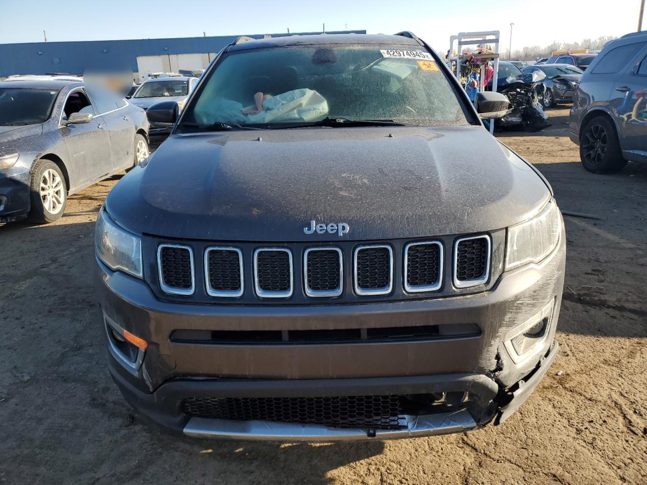 2018 Jeep Compass - Image 5