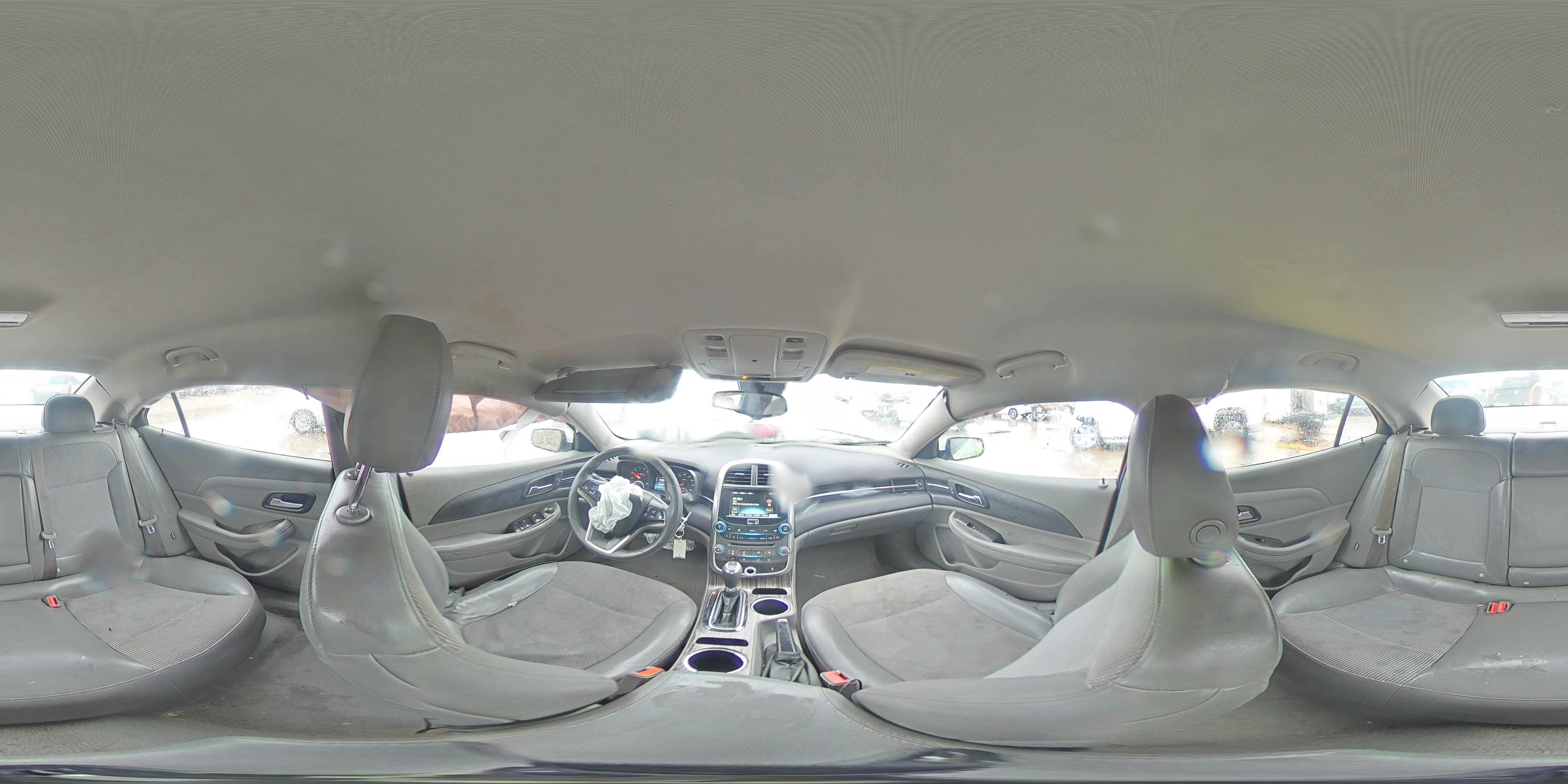 2016 Chevrolet Malibu - Image 15