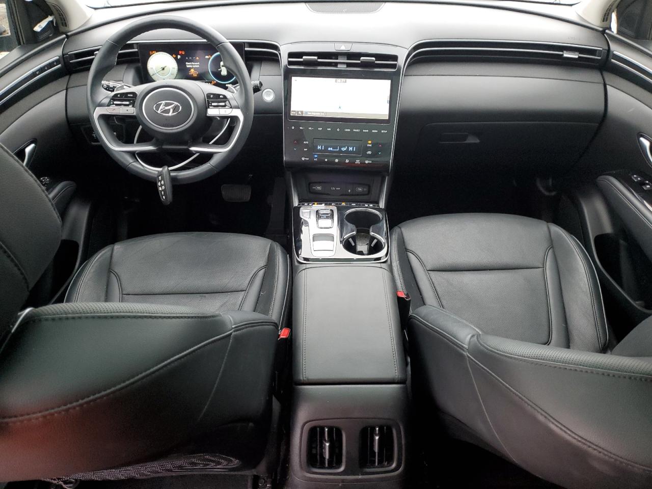 2022 Hyundai Tucson - Image 8