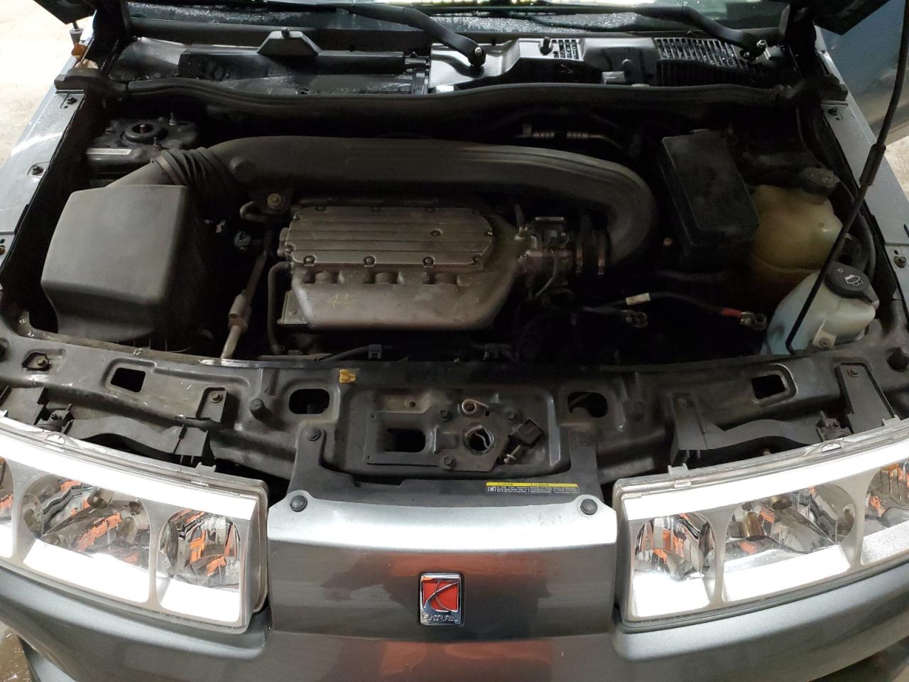 2005 Saturn VUE - Image 12