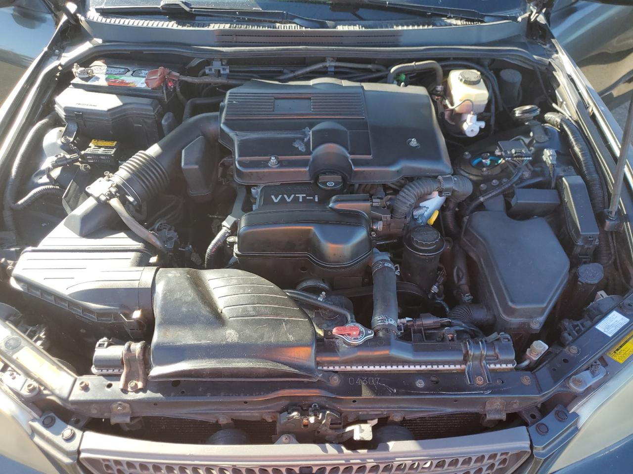 2005 Lexus IS - Image 11