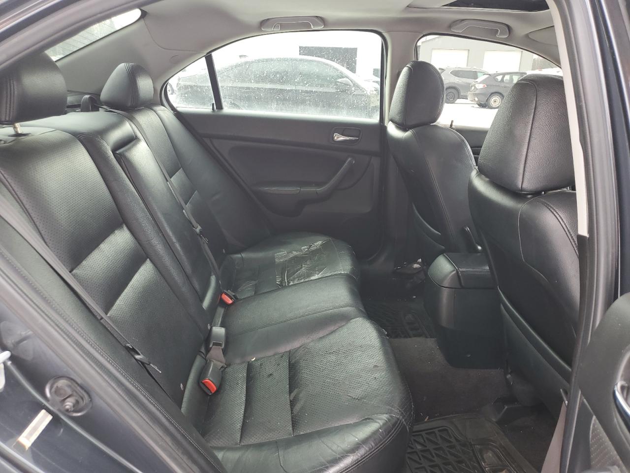 2005 Acura TSX - Image 10
