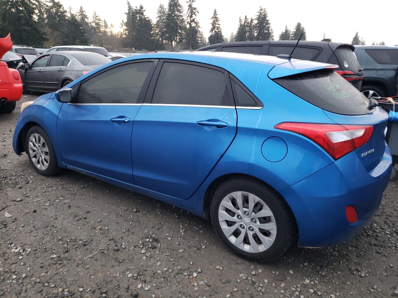 2017 Hyundai Elantra - Image 2