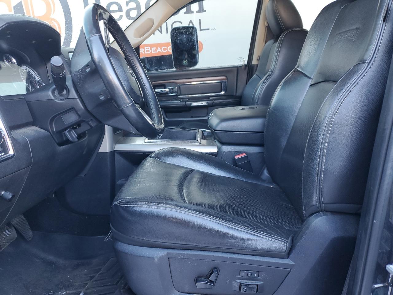 2015 RAM 3500 - Image 7