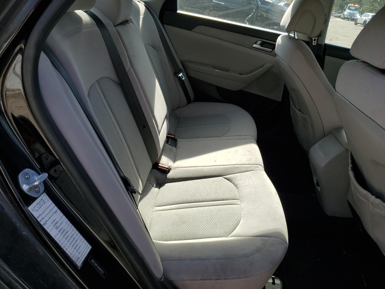 2017 Hyundai Sonata - Image 10