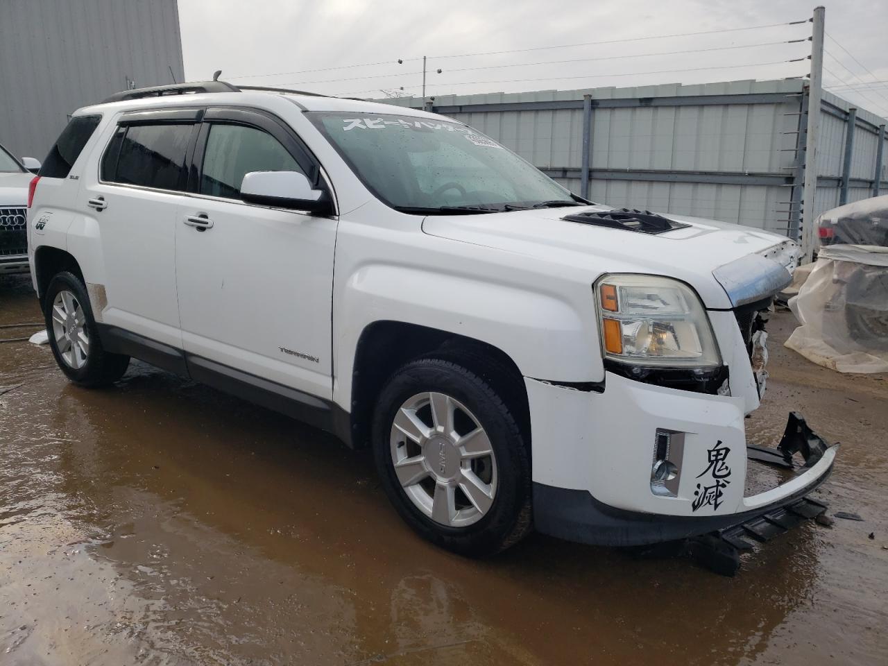 2010 GMC Terrain - Image 4