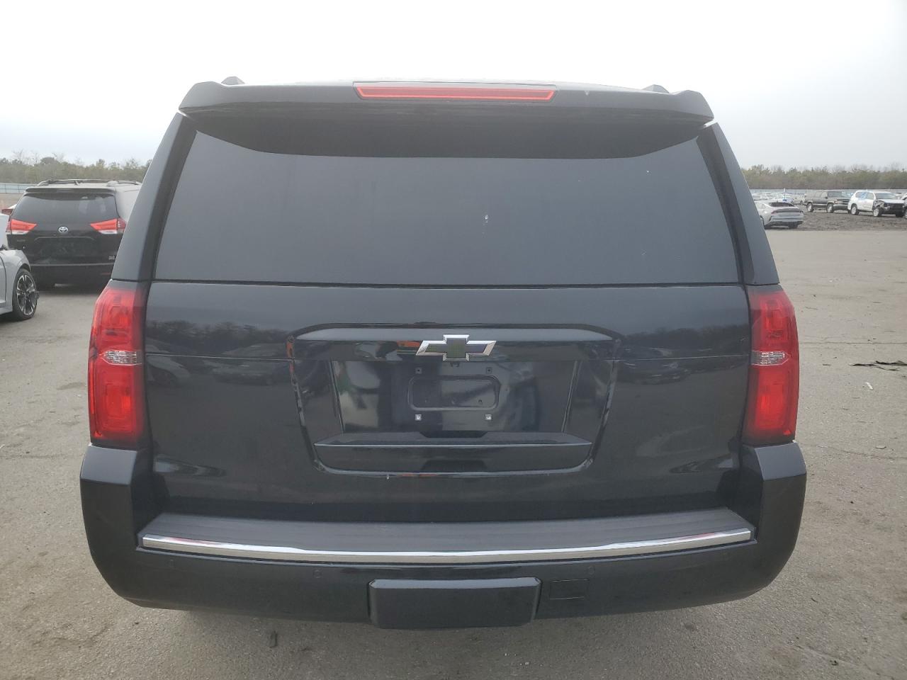 2016 Chevrolet Tahoe - Image 6