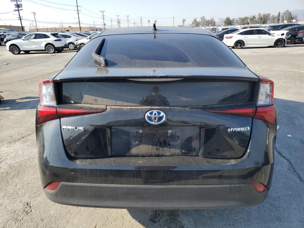 2022 Toyota Prius - Image 6