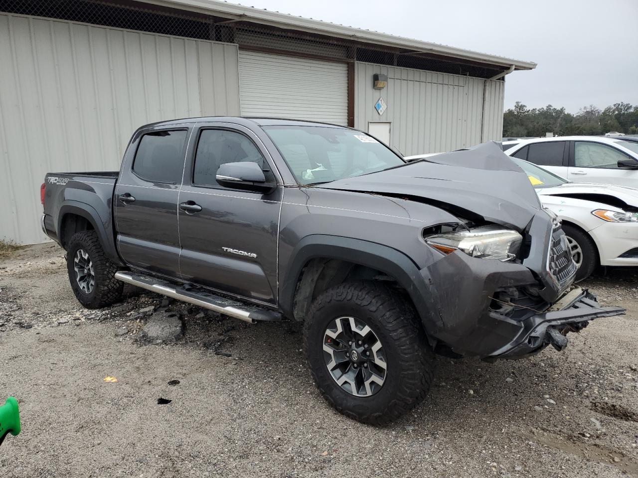 2018 Toyota Tacoma - Image 4