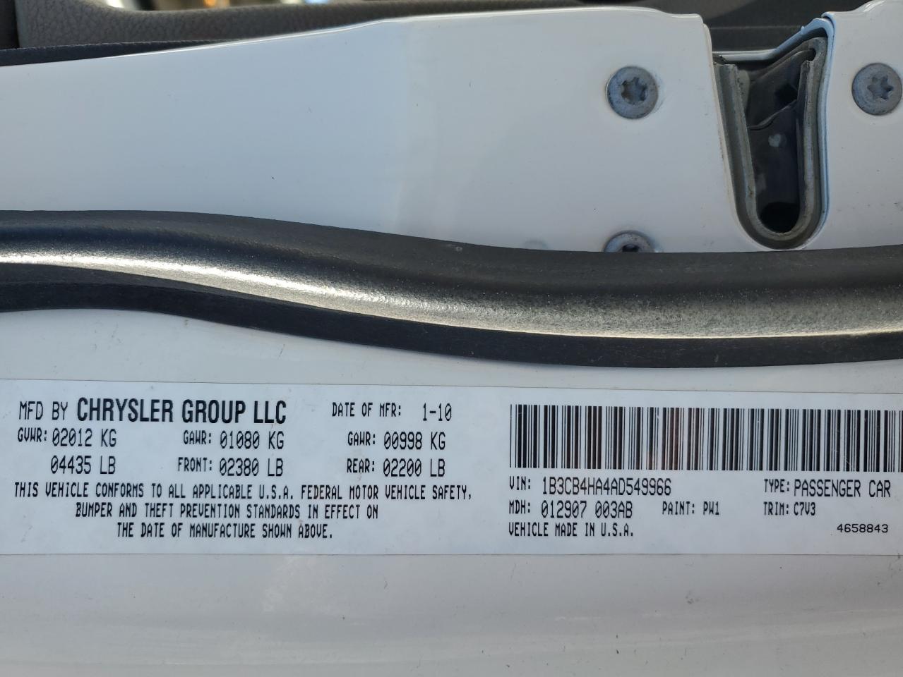 2010 Dodge Caliber - Image 13